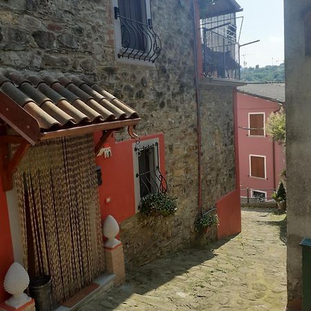 Casa Dolce Casa Di Rosy E Roby Bardine di San Terenzo Exterior foto